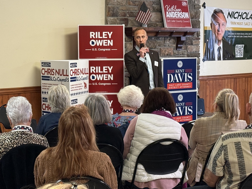 DavisforDA's tweet photo. After 16 years of the same DA, Salt Lake City's crime stats:
• Violent crime: 145% above national avg 
• Rape: nearly 4x national rate
He hasn't tried a case in 16 years. His own party's delegates just picked his challenger over him. Time for change.
https://t.co/YmKoHv4pAH https://t.co/Lp5h24Y1Qb