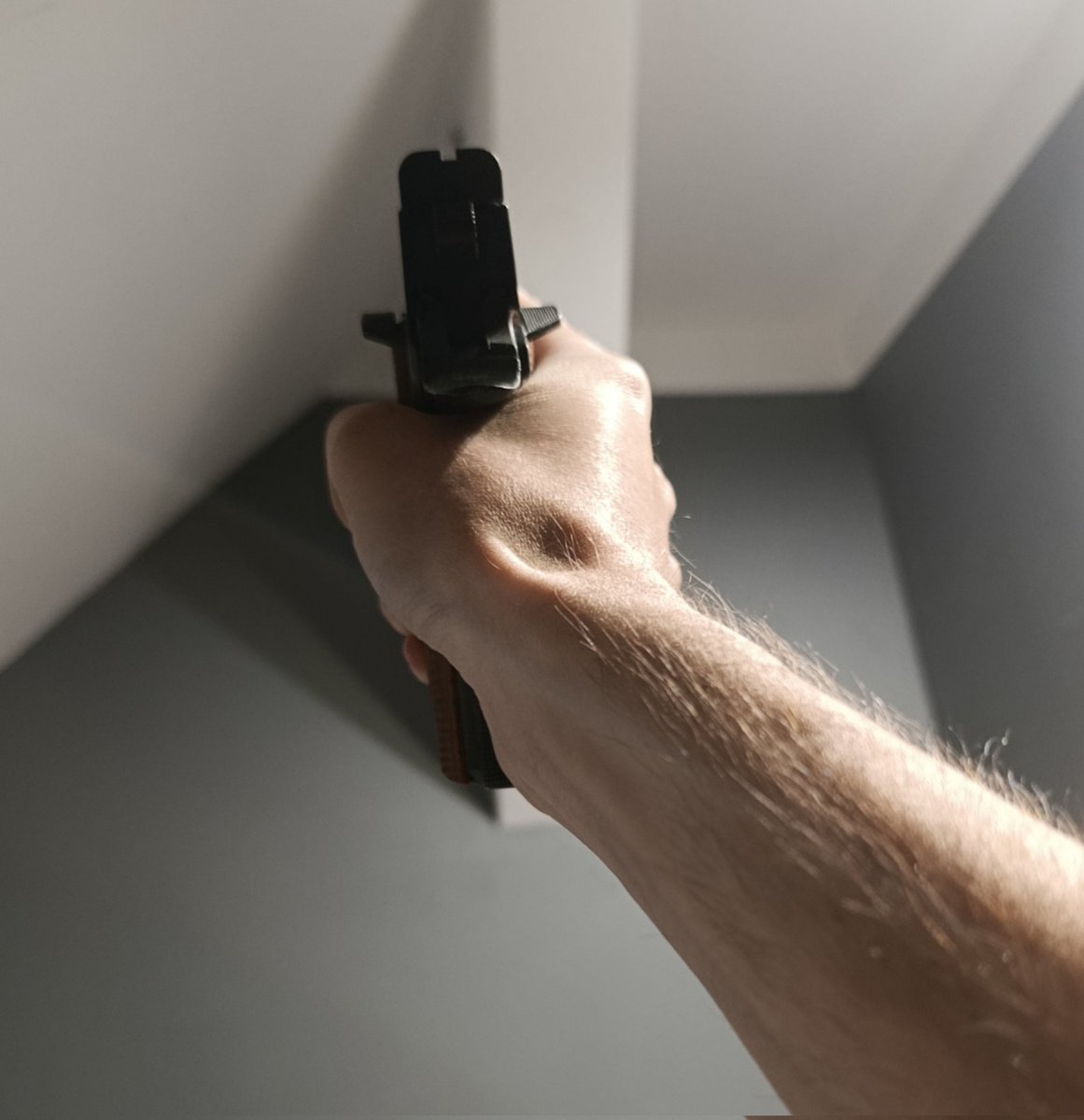 Daron100 tweet media