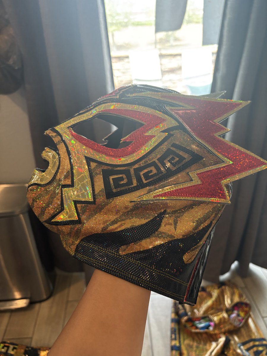 “Lucha Lit” Lince Dorado tweet media