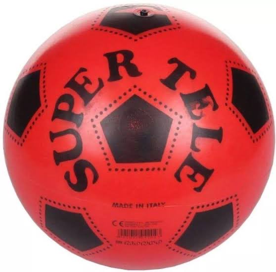 Baxk2bb's tweet photo. @niff_wizzy @Hybrid_Ola @numberonetweep Kids these days won’t , but me and the boys that year in the east. the 1st one kpokirikpo was for insane monkey post. 2nd one felele was for backyard play, 3rd one as we called it bladder was for street matches or even field play, before the last one fifa. https://t.co/yPEanE3f60