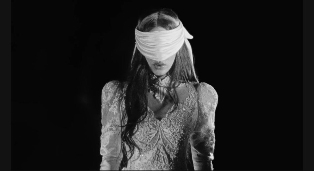 𝐿𝑈𝑋 tweet media