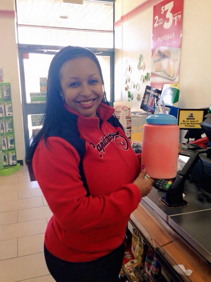 Lizzs_Lockeroom's tweet image. Yes! We always need a @slurpee 
#ThrowbackThursday