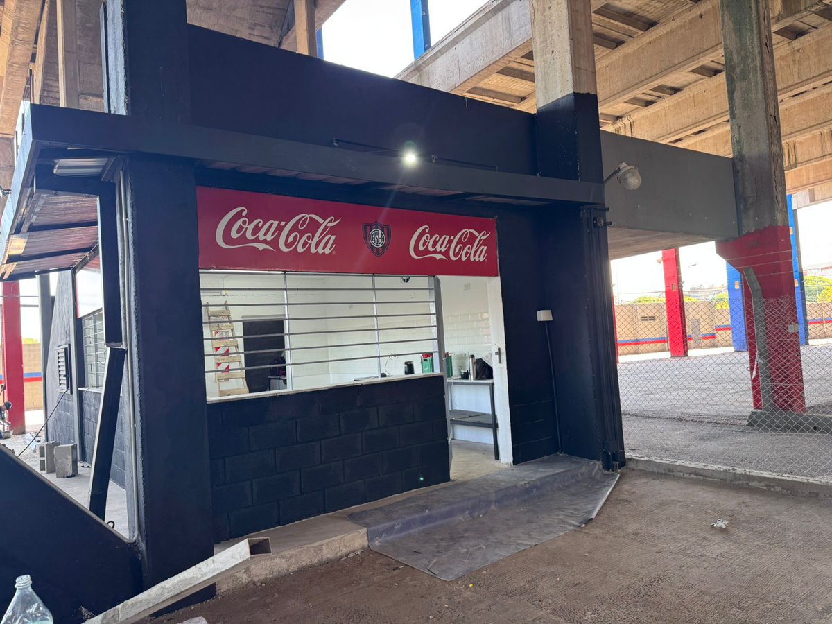 UNIVERSO A Z U L G R A N A tweet media