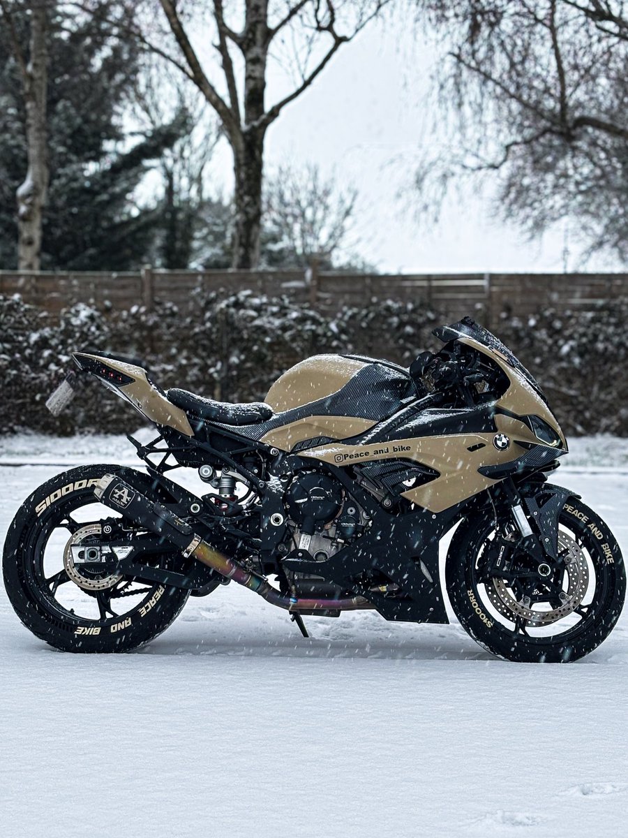 COMPETITION tweet media