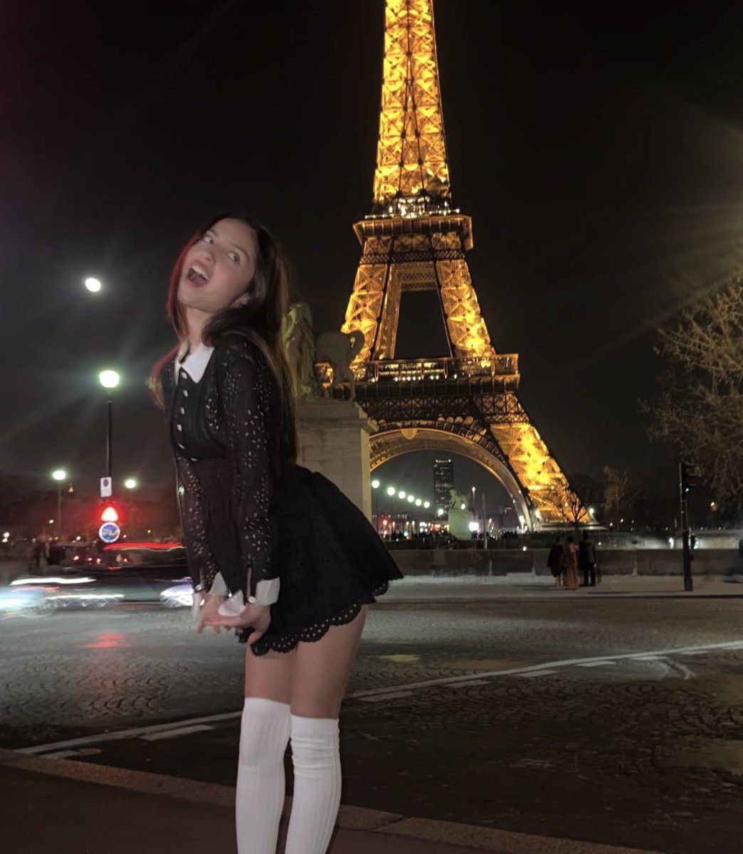 folkloretvh's tweet photo. just give her the french nationality atp https://t.co/IgStim3Dut