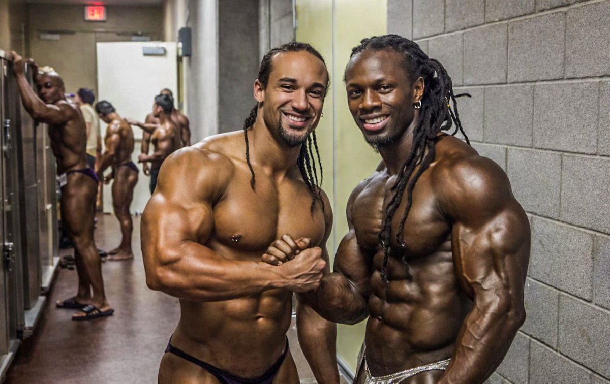 coreycotten's tweet photo. Throwback Thursday so you already know I had to run this one back real quick… 

Back when Ulisses and I were hitting the stage and straight going to war 💪🏽🔥
Man… we used to wake Vegas up and tear it all the way down! 

Vegas nights, stage lights! 🔥 https://t.co/5YKMPMYcZC