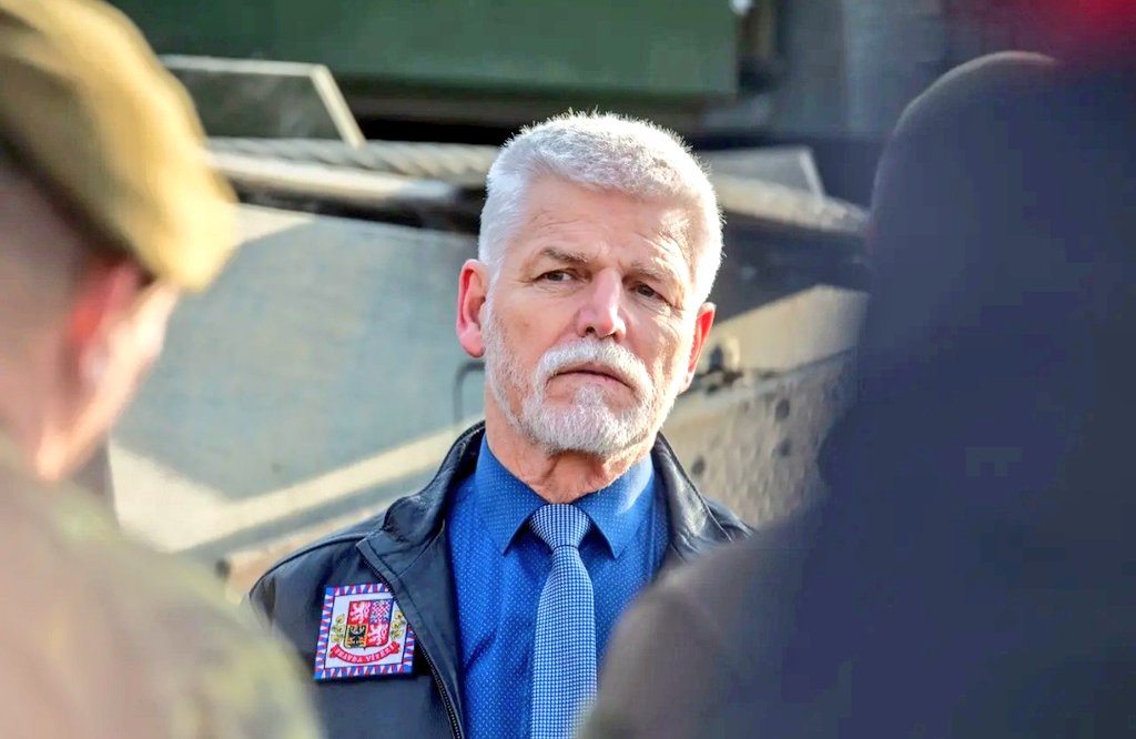 Fana43124688's tweet image. 🇨🇿🪖 The interview with @prezidentpavel was supposed to be published as part of the military podcast #Kamufláž in early April. It is unclear whether the story of the announced, yet unpublished interview meets the criteria for "censorship."
#Czechia 
⬇️
seznamzpravy.cz/clanek/domaci-…