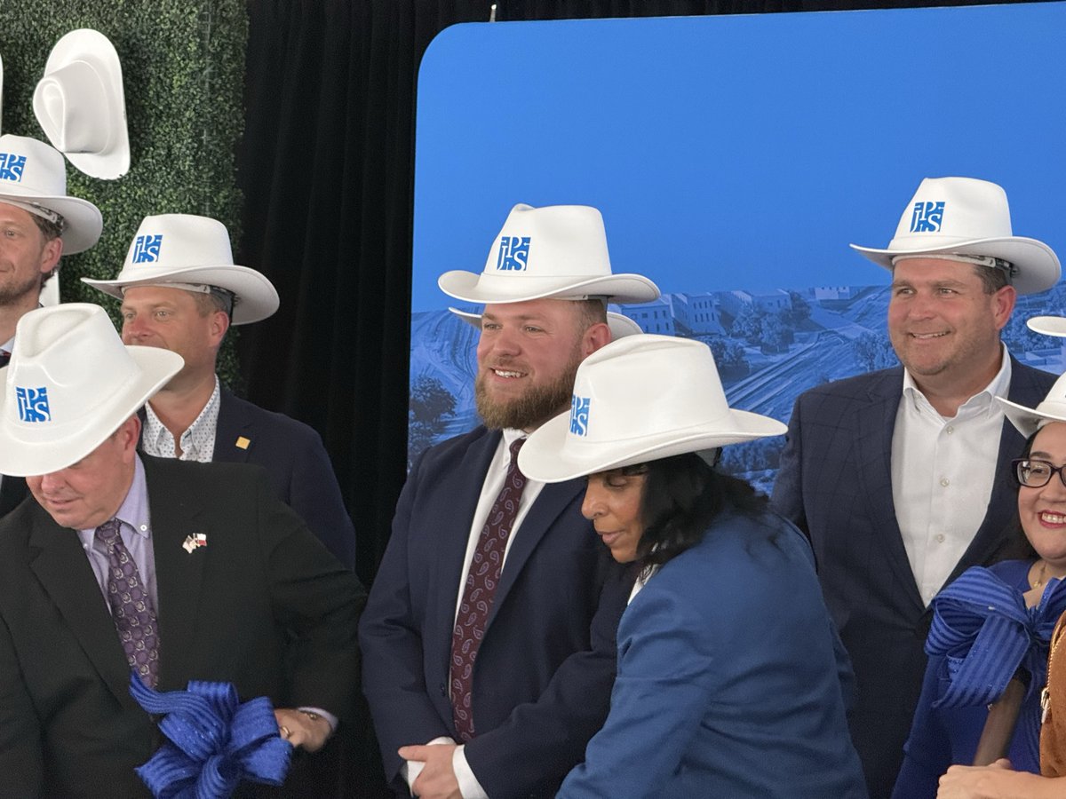 Taylor Rehmet tweet media