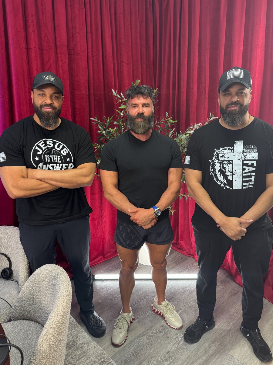 Hodgetwins tweet media