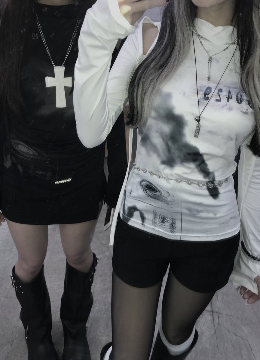  ︎︎ tweet media