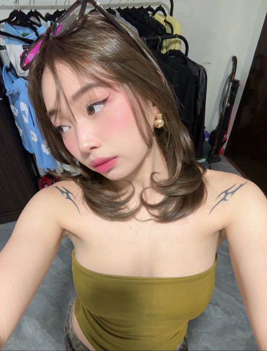 sixy (@ak47defect) on Twitter photo 