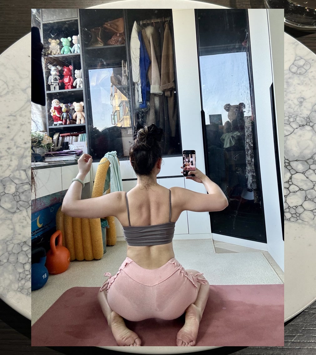 Lisa Fox tweet media