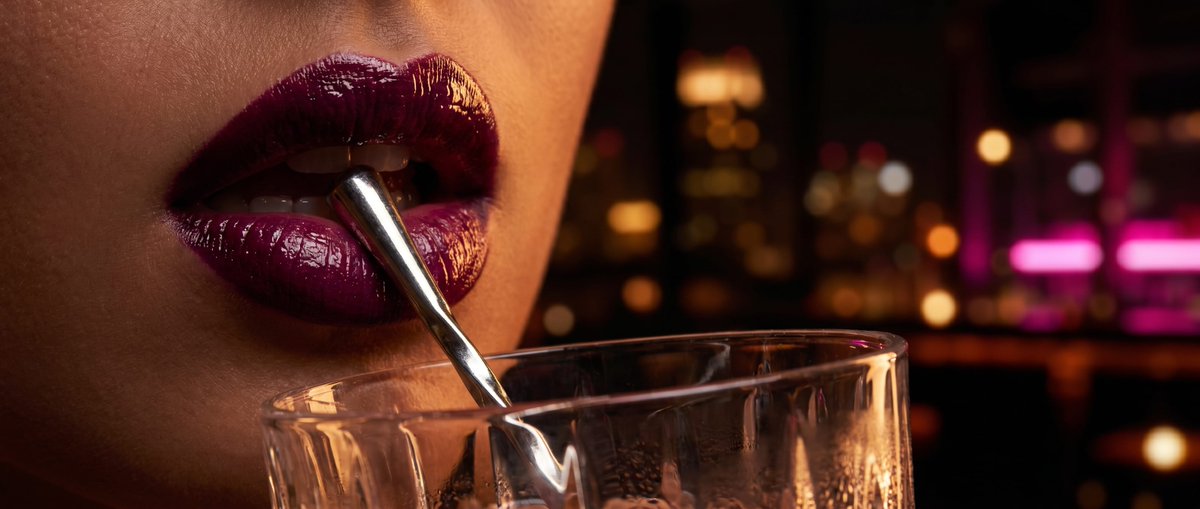 miss_lipfetish's tweet image. The weekend starts now at r/MissLipfetish.

Tonight we’re looking for the Elite Queen—the one who brings the full Date Night energy. Bold colors, lace, and zero excuses. 

Join the VIP: reddit.com/r/MissLipfetis…  #DateNight #LipGloss #Baddies