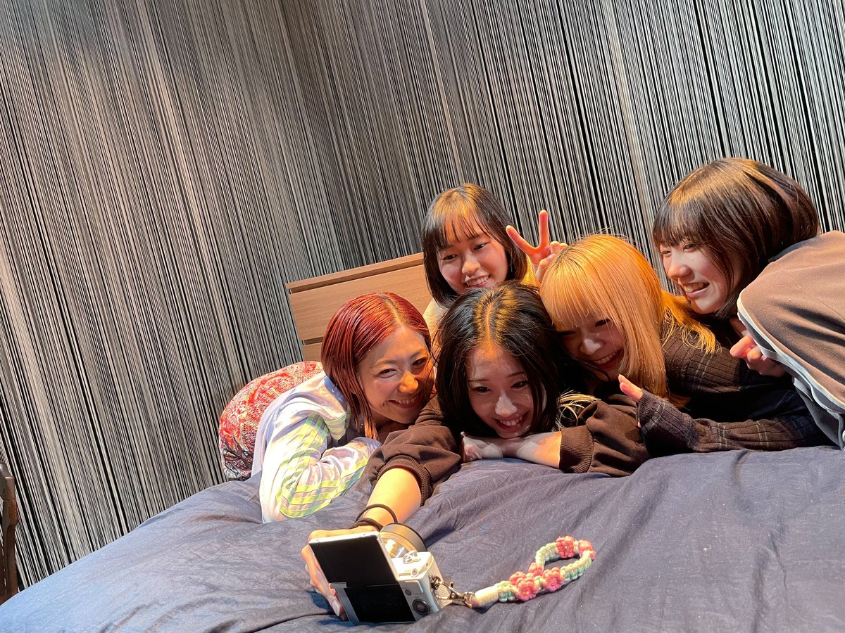 山下りか tweet media