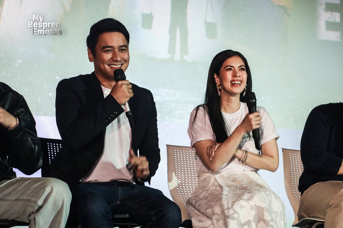 besprenemman's tweet photo. THE VIBE IS TODOMAX! 💥

Laughter and kilig filled the air at the #MyBesprenEmman Todomax Primetime Advance Screening! It was an unforgettable night as the cast and our Director Derick Cabrido joined the exclusive first look. https://t.co/pPtGC8oahK