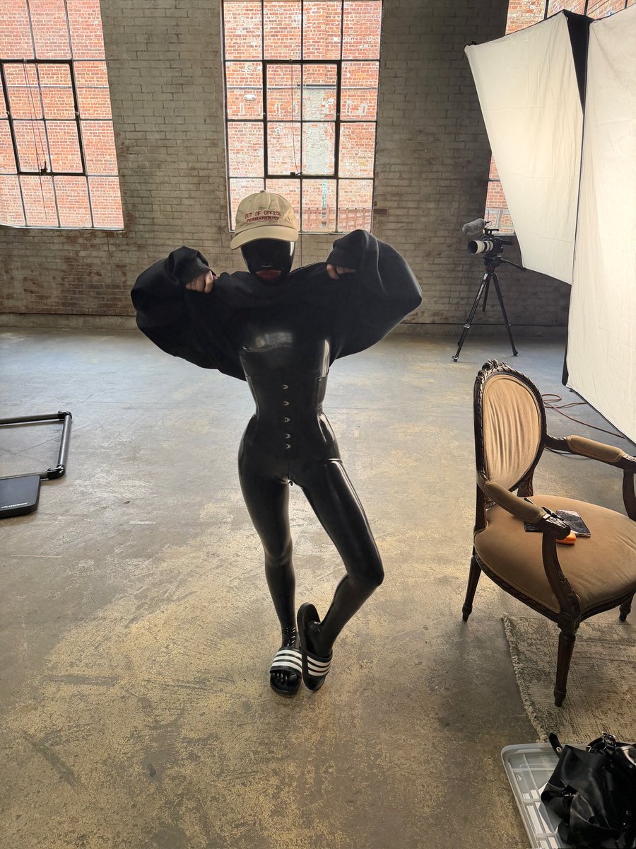 faerie (it) tweet media