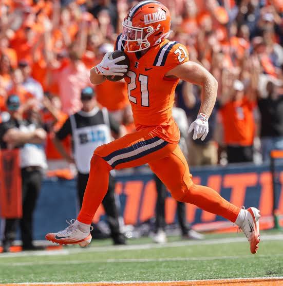 BraxtonSalster's tweet photo. After an amazing conversation with @_CoachElliott I am extremely grateful to receive an official offer from @IlliniFootball! All Glory to God!!
@DexPreps @Bama_2A @AverageJoesSpo1 @Alabama_Varsity @CM_gridiron @DownSouthFb1 @ITATJason @Andrew_Ivins @TomLuginbill @LemmingReport https://t.co/nZWXWRGiXT