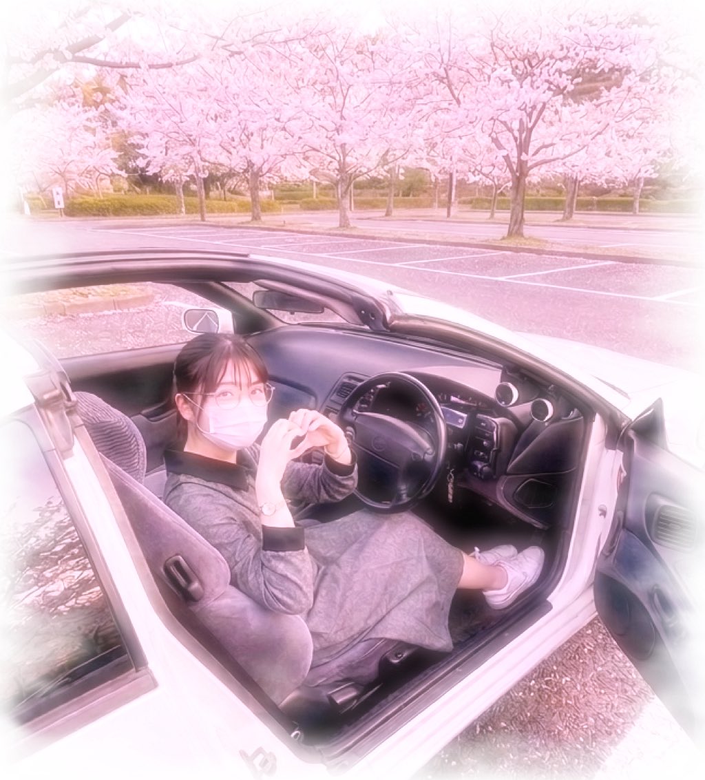 改めてまして、真帆です🪄︎︎✨🫶 車とバイクにハマった大学1回生です