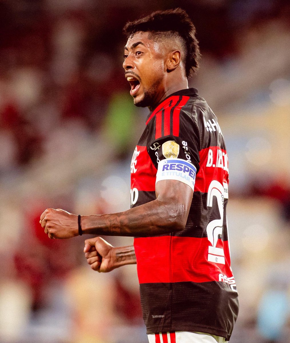 43 participações em gols, sendo 25 gols e 18 assistências de Bruno Henrique na Libertadores. Uma das maiores lendas do futebol sul-americano. Em Bruno Henrique não se toca. Não se duvida. Jamais. Espero que entendam.