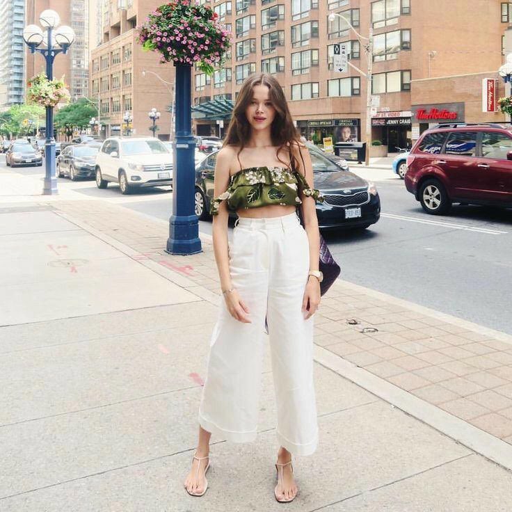 TodaNoticia's tweet image. ¡Ni azules, ni negros! Los pantalones culotte que ya son tendencia y son los más pedidos del año todanoticia.com/2026/04/16/ni-… #pantalones #culotte #moda #tendencia #todanoticia