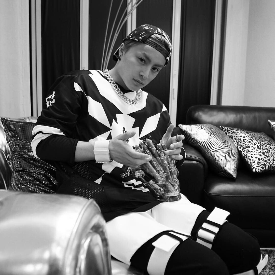 GENERATIONS' way to the World tweet media