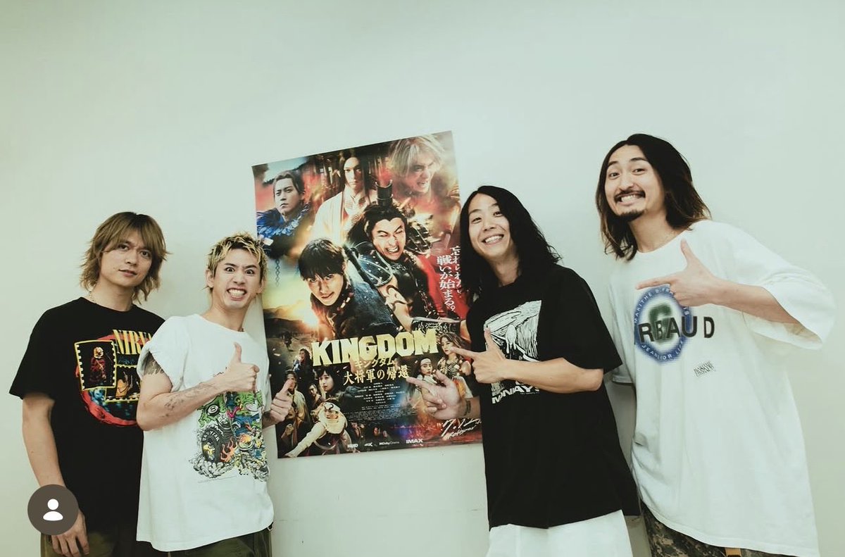 yu_ta0620109's tweet image. 対バンの時に映画ポスターと撮影しがち
#ONEOKROCK
#ワンオク
#DETOX