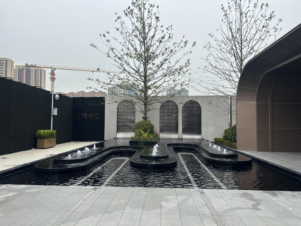 losny_Porcelain's tweet image. Game-changer for landscape projects! Stone-look water tile cuts cost by 50% vs natural stone, same premium look! Freeze-proof, sun-resistant, easy to clean, fits all scenarios!
#ConstructionTile #CostEffective #OutdoorFlooring #LandscapeProject #StoneAlternative #DurableTile #fyp