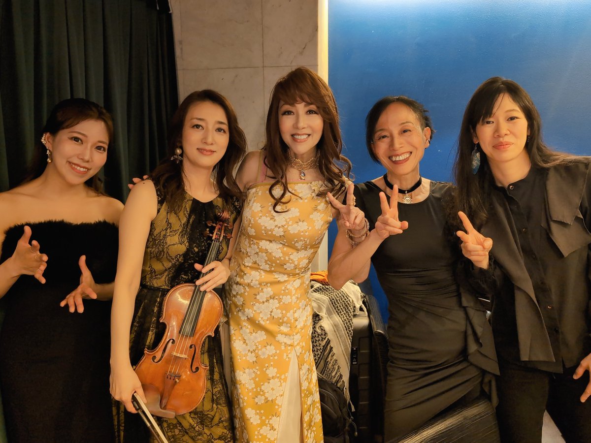 MMusic_official's tweet photo. 「冴木杏奈 Anna Saeki Special Birthday Live 2026」無事に終了いたしました!!
お越しくださった皆さま本当ありがとうございました✨️✨
またこのメンバーとお届けできて最高のバースデーライブになりました✨💓
サプライズケーキも感動でした😆🎂 https://t.co/KZHx3wg6nY