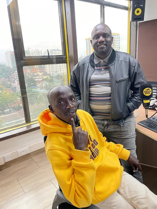 GhettoRadio895's tweet photo. Friday zetu zetu kujibamba au sio?
#Brekko ina come through πukiwa na wazimbiting' @MajimajiKenya and @King_Kafu
Hollaπ€0711443886 WhatsApp VN 0717443886 Streamπhttps://t.co/3ftFpUCiU9
Good Morning π https://t.co/6ZSDCif9WX