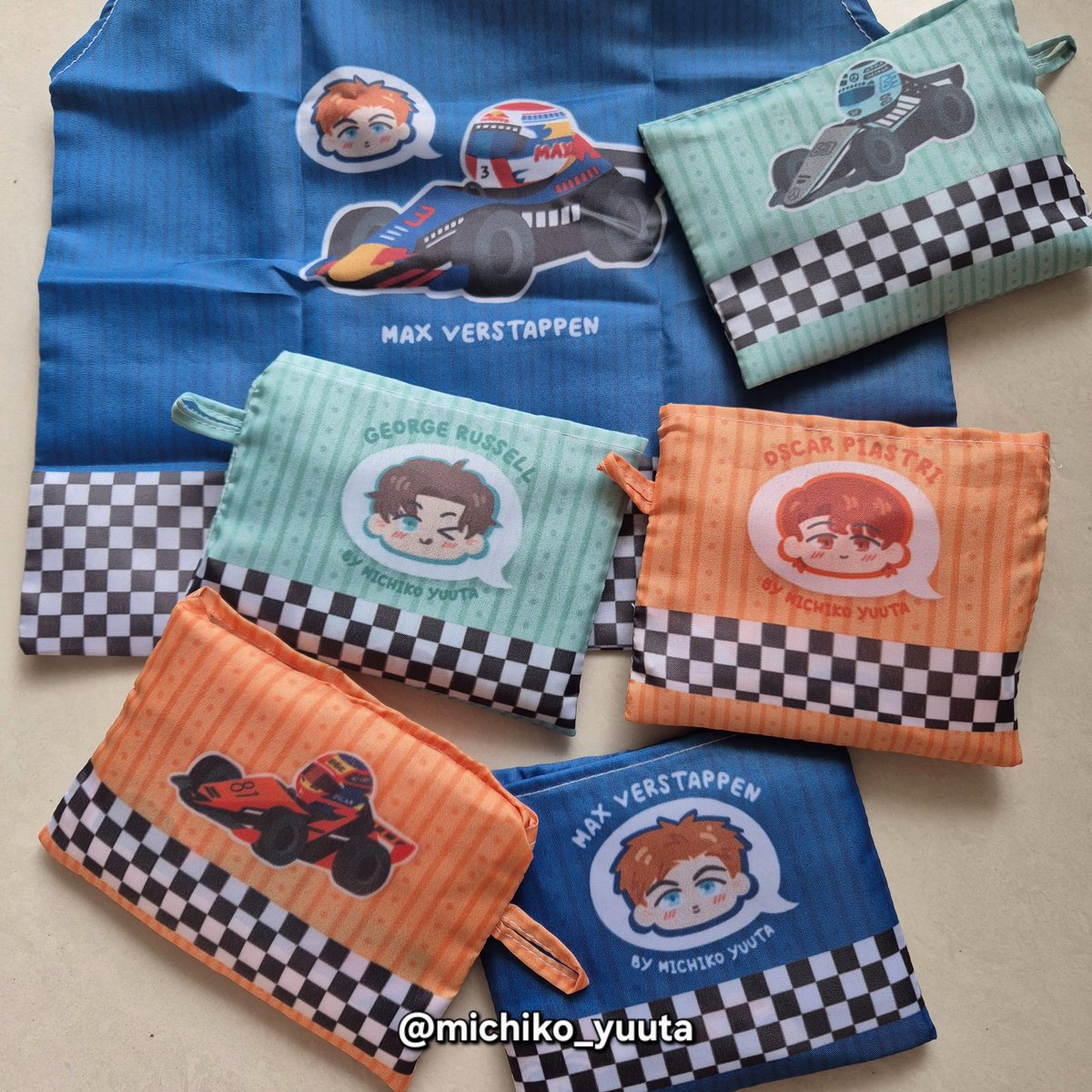 michiko_yuuta's tweet photo. F1 foldable grocery bag samples for #CF22 🏁✨️ https://t.co/8KRiQXBnj4