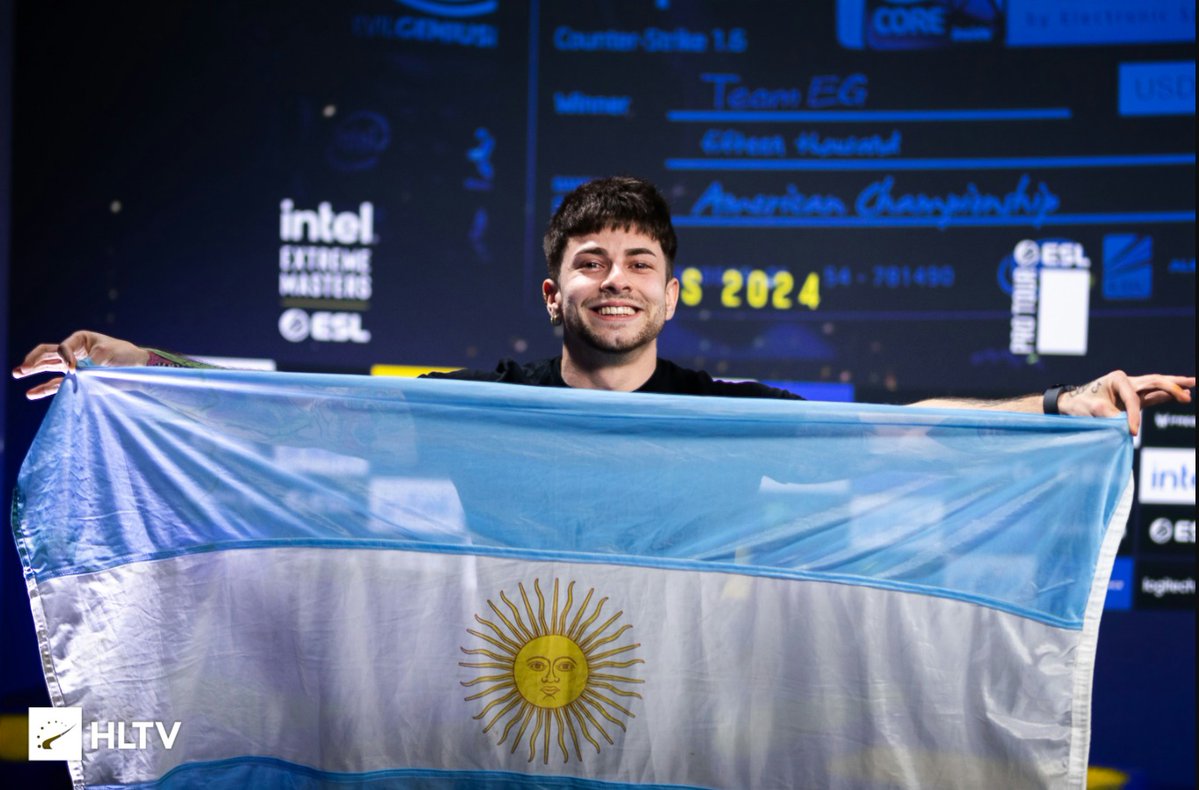 NOVECECHI tweet media