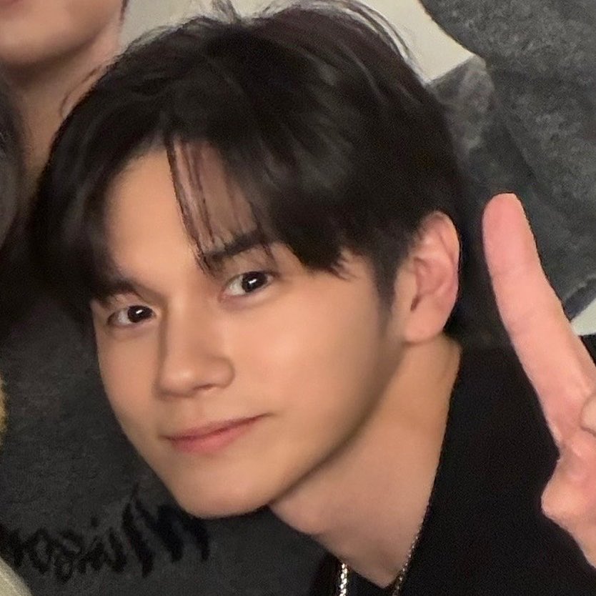 Ong Seongwu Global tweet media