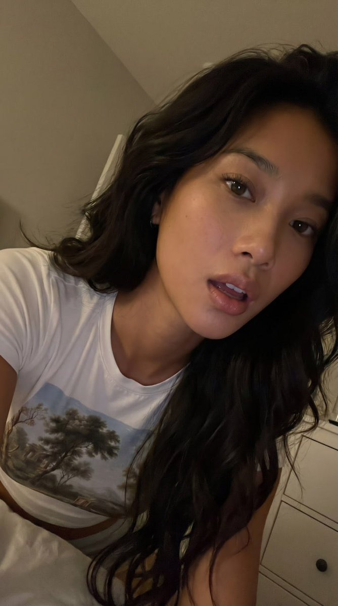 Lily Tang tweet media