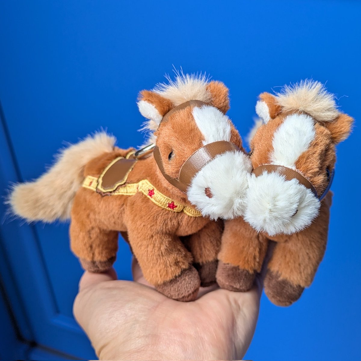 三英　ポニー　馬　ぬいぐるみ　日本製　希少 イギリス🇬🇧 Mchugs/マックハグスの バッグチャーム仕様のぬいぐるみ