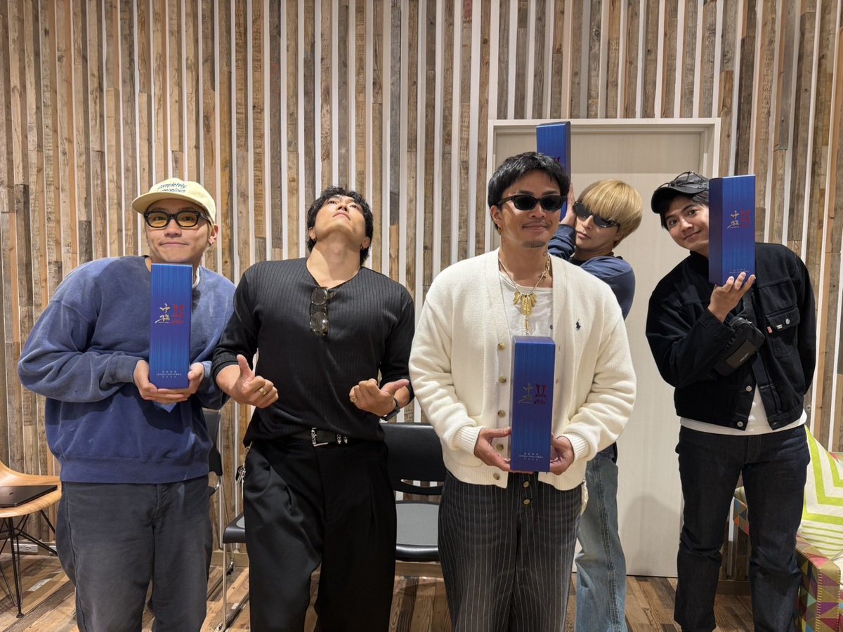 GENERATIONS' way to the World tweet media