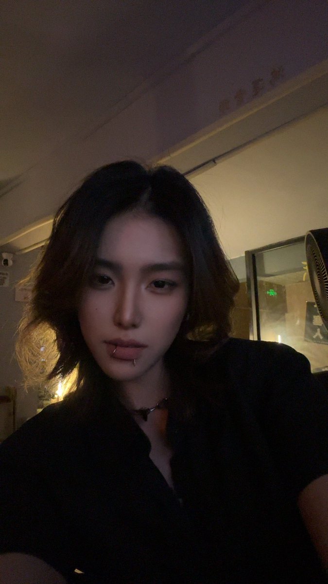 Katnissz tweet media