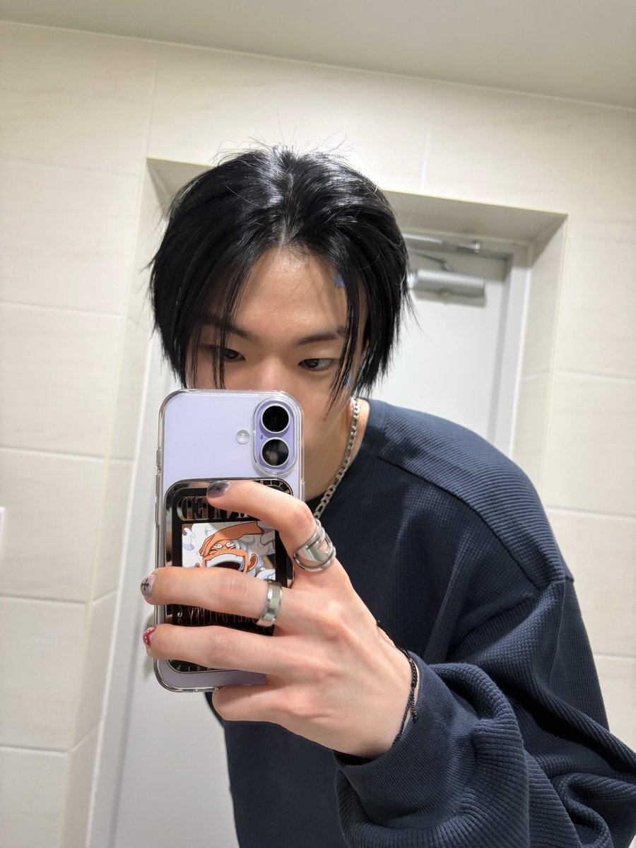 아 흑발 어케 참어