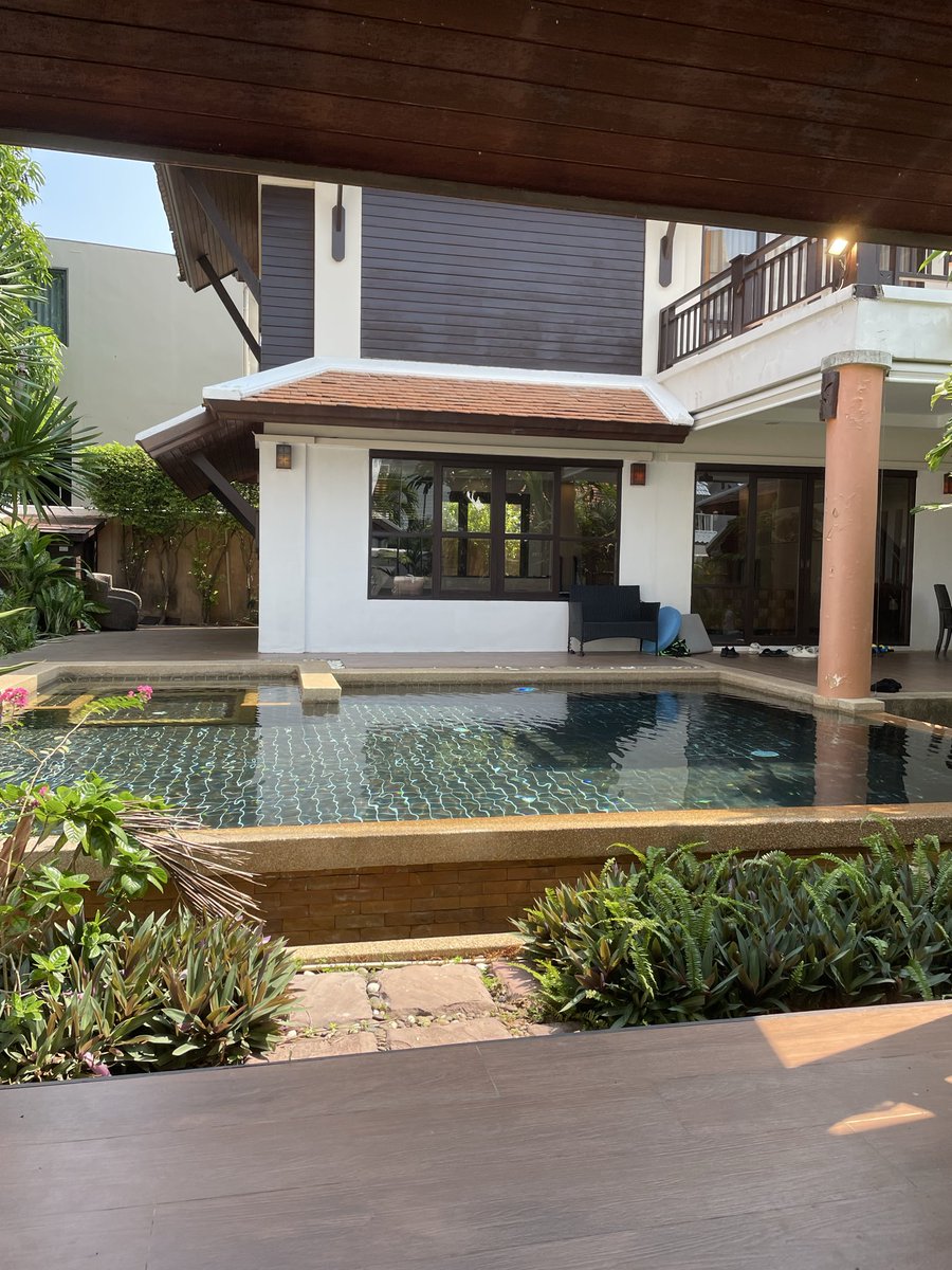 マネー・クレヤ tweet media