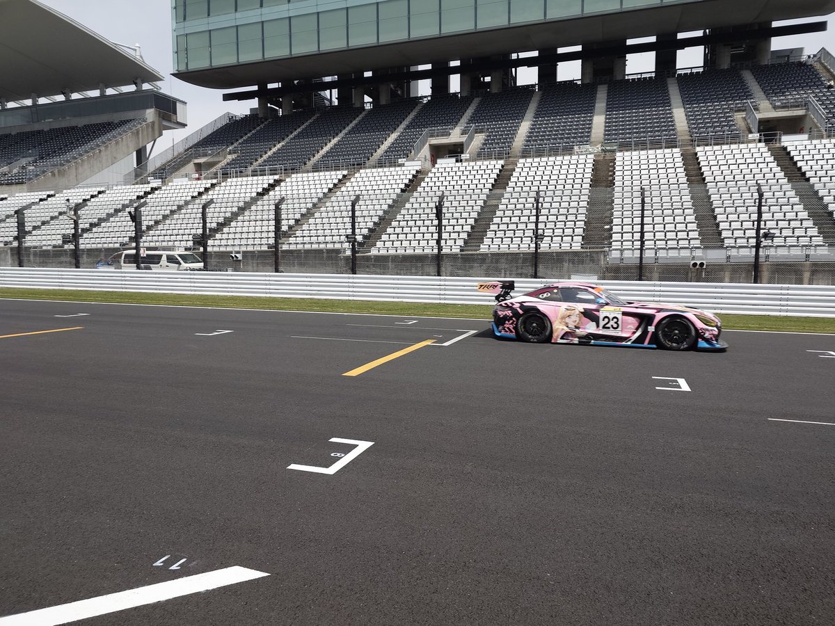 ずらやん👯‍♀️ばなび tweet media