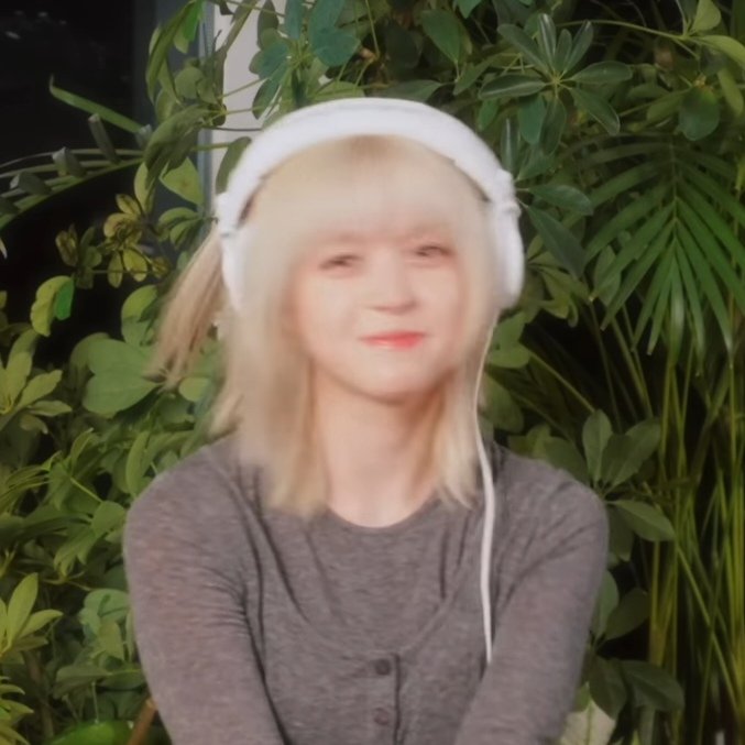 yan13𓅛 tweet media