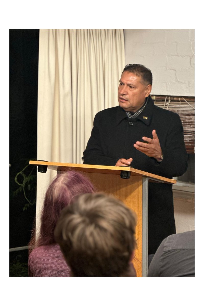 CPA_Canberra's tweet photo. 🙏🏽 Thanks to all those who attended last night’s event celebrating the successful 15th Party Congress and the publication of the Political Resolution.

📸 Pictured: President Vinnie Molina on solidarity and the way forward. https://t.co/DK30zZfwK8