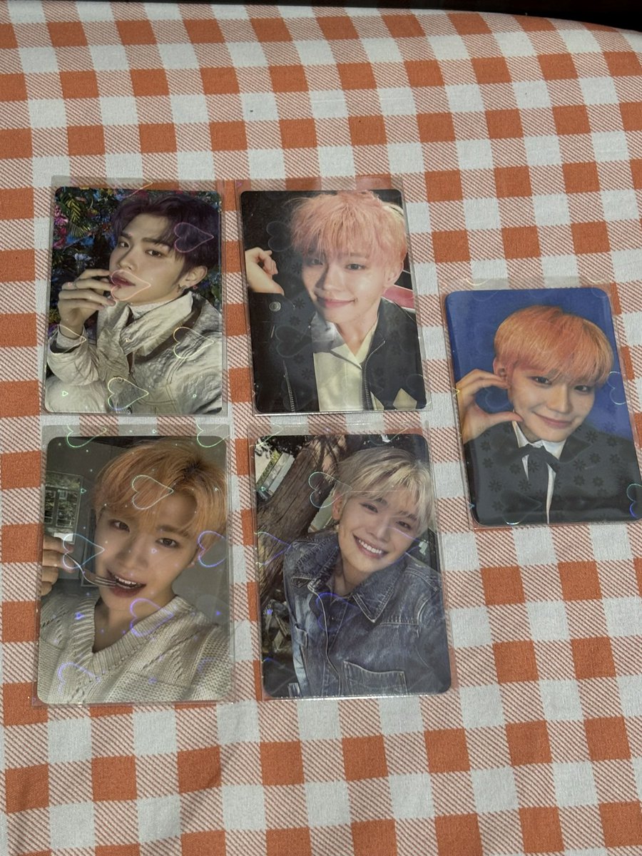 haobinxin's tweet photo. wts lfb ph 

𖥻 kim taerae thailand exclusive album pob yura yura never say never cinema paradise season greetings zb1 zerobaseone pc photocard

       𐙚 480 set payo | 500 if dop 
       𐙚  onhand, mint
      mop : gcash
      mod: jnt | x rush shipping

dm/reply to claim! https://t.co/oKo4E31lnt