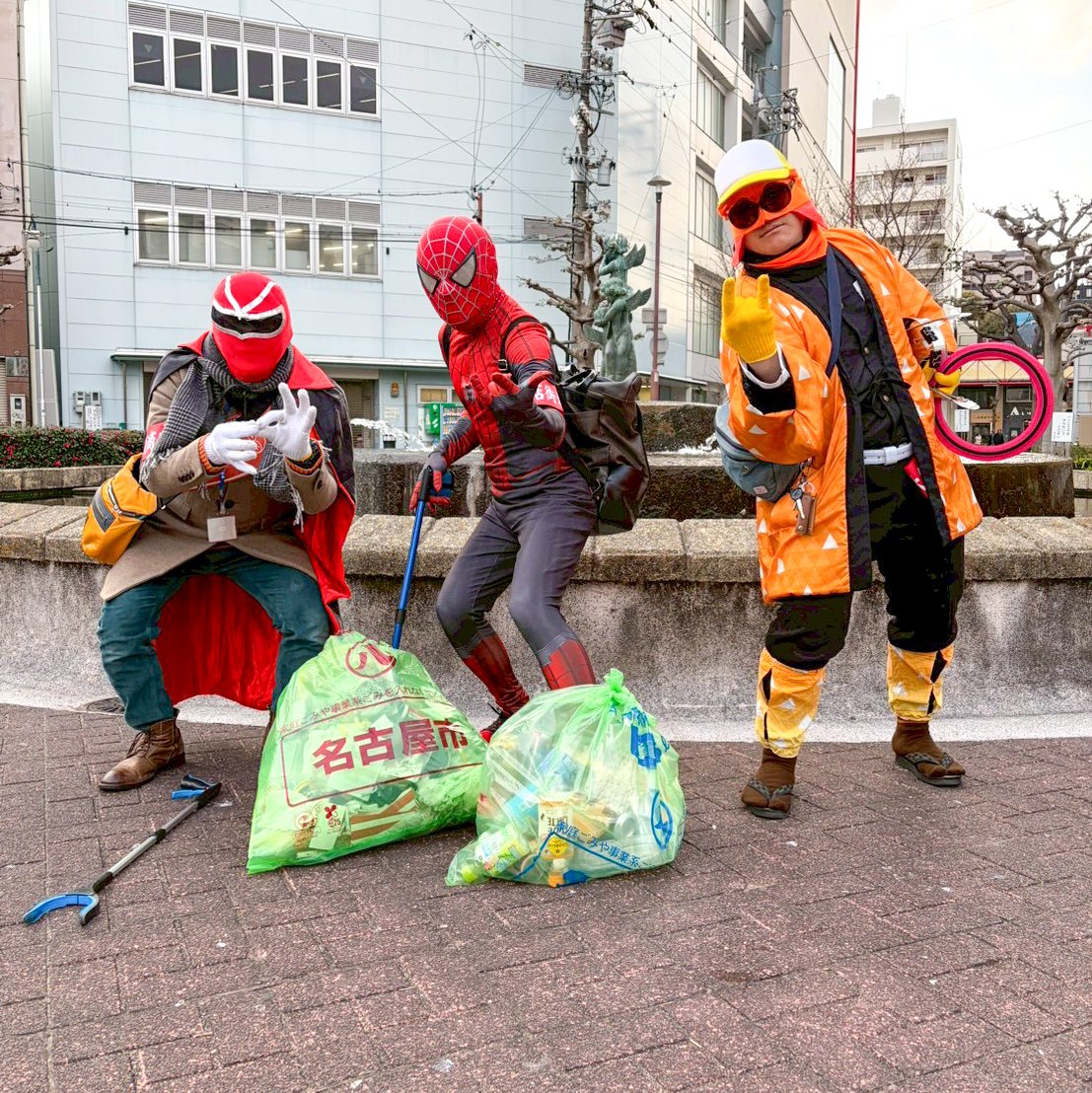 25thGet's tweet photo. 普通の #ゴミ拾い じゃ物足りない人へ

4月26日（日）#大須商店街
“仮装ヒーローとゴミ拾い”やります💪
どうせやるなら
楽しく、目立って、街もキレイに✨

・仮装してみたい
・新しいこと始めたい
・ #ボランティア に興味ある

そんな方にピッタリ😊
13時にグランパスショップ前集合
気軽に参加OK🙌 https://t.co/IDLQYE1KXG