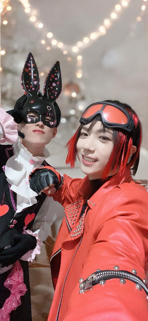情報解禁です！！
7/16(木)〜7/21(火)武蔵野芸能劇場にて、
舞台『歌唱戦隊ライブレンジャー Revival』に出演します！！
何の役になるかワクワクドキドキです…！！

#舞台 #ふぁにろもん #ライブレンジャー