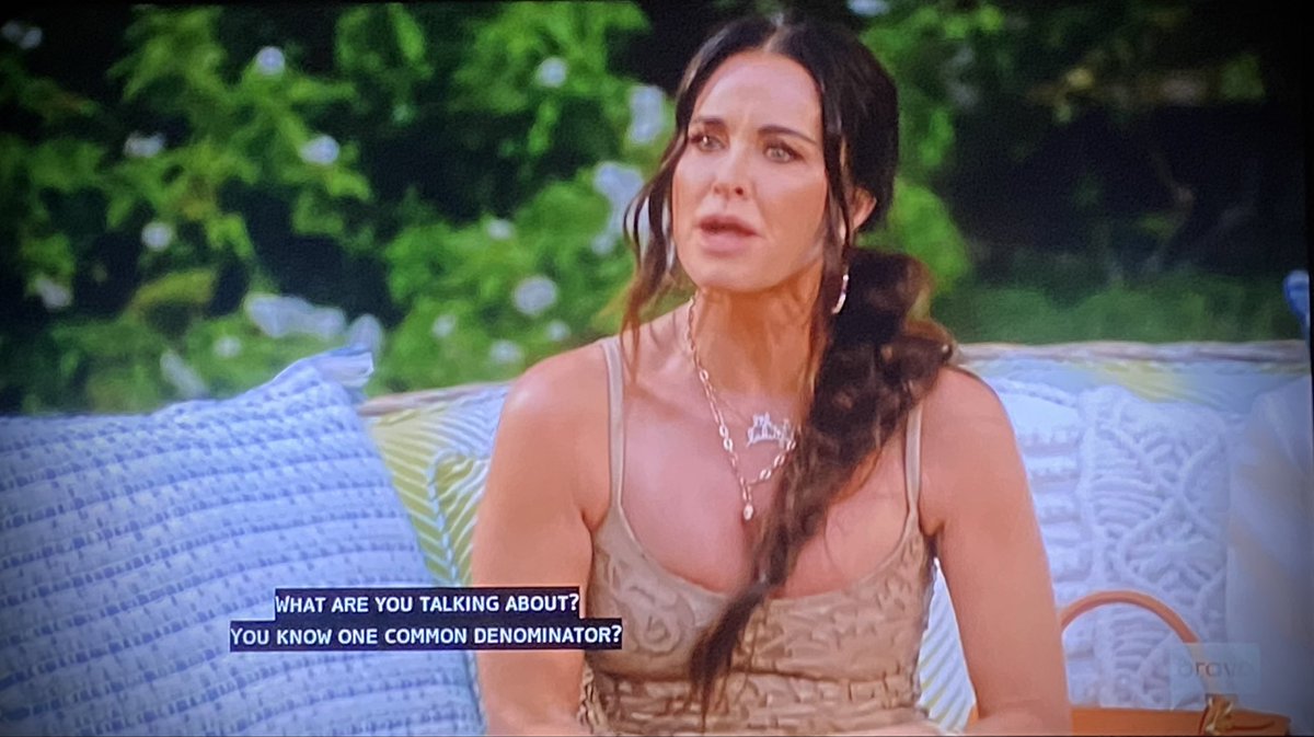 Kyle is the one common denominator —

She's gonna have a fit soon, narcs can't stand hearing the truth. 🎭

#RHOBH