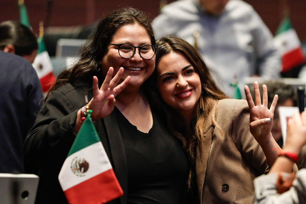 Andrea Chávez tweet media