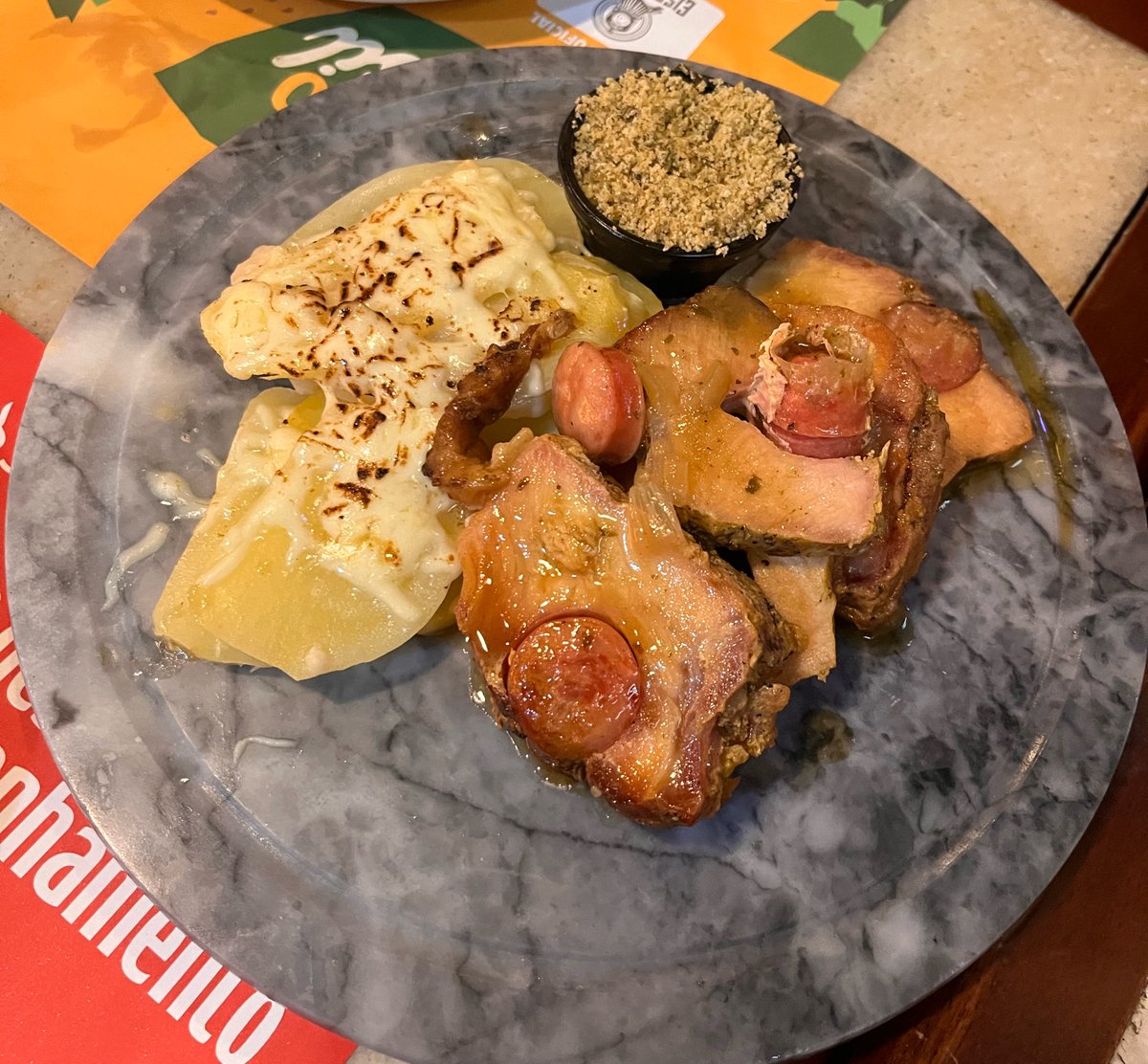 marrom bombom tweet media