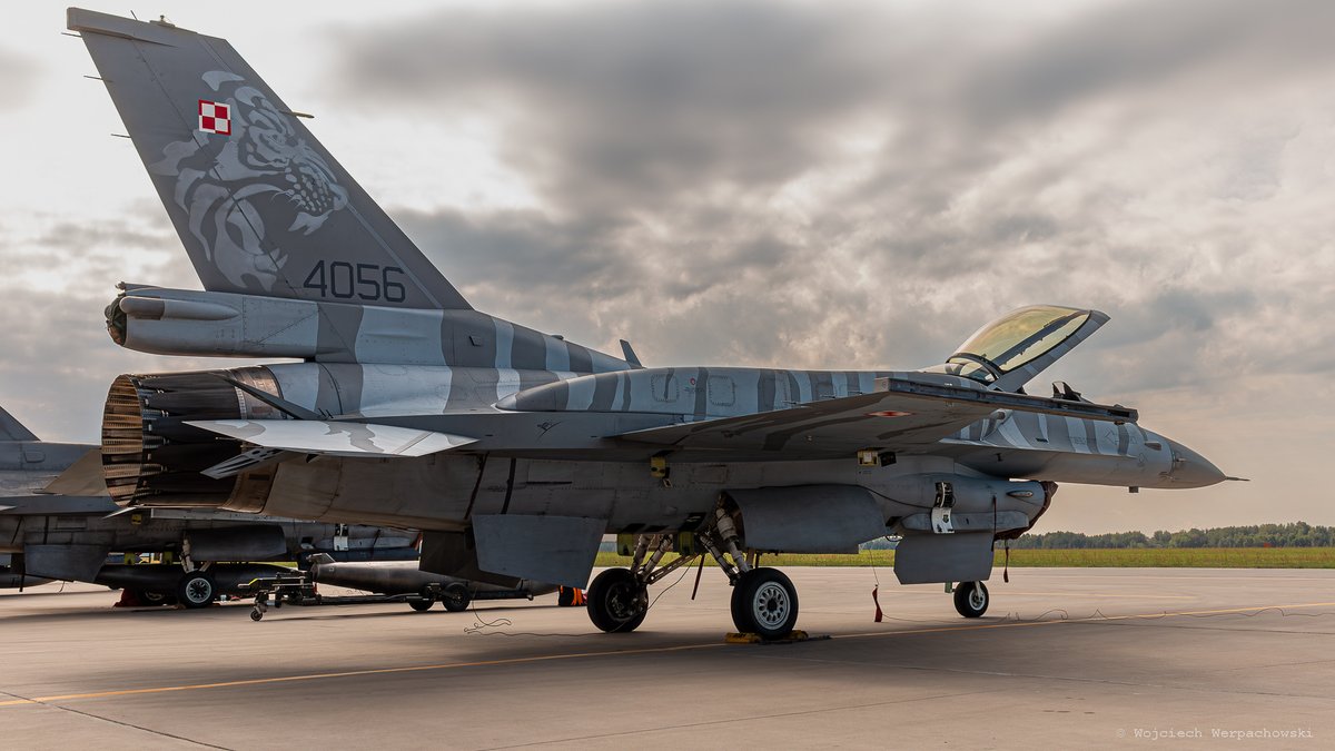 Woit_1900's tweet image. Są malowania, które się chyba nigdy nie znudzą - Tiger, Tiger, Tiger!!!
🇵🇱#F16 #Jastrzab 
#planespotting #Woitfoci