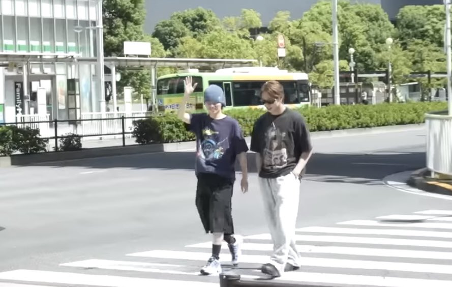 ありんこ tweet media