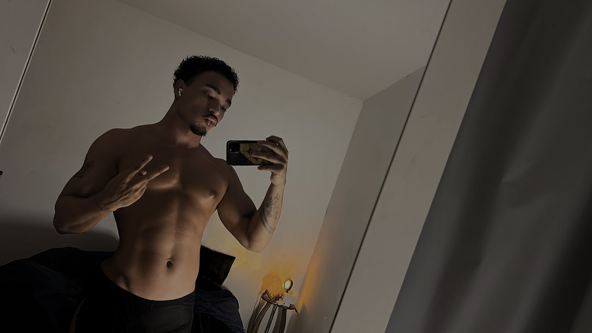 𝗆𝖺𝘁𝗲𝘂𝘀. tweet media